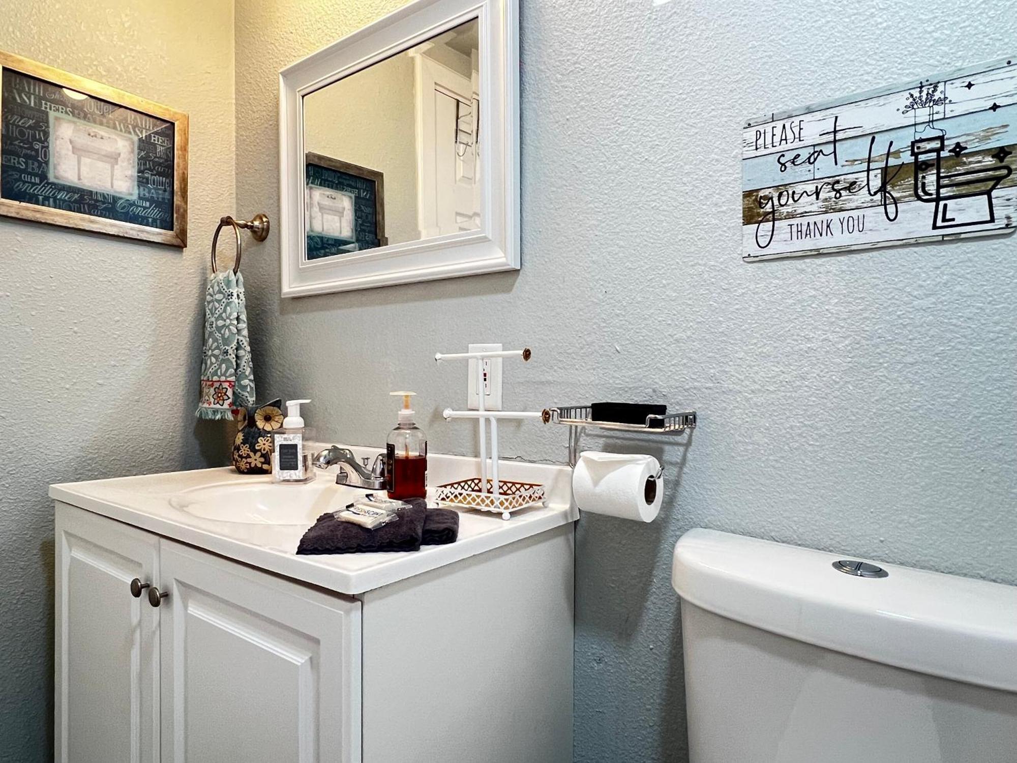 Boho Bliss- Cozy Private 2 Miles From Alamodome! Séjour chez l'habitant San Antonio