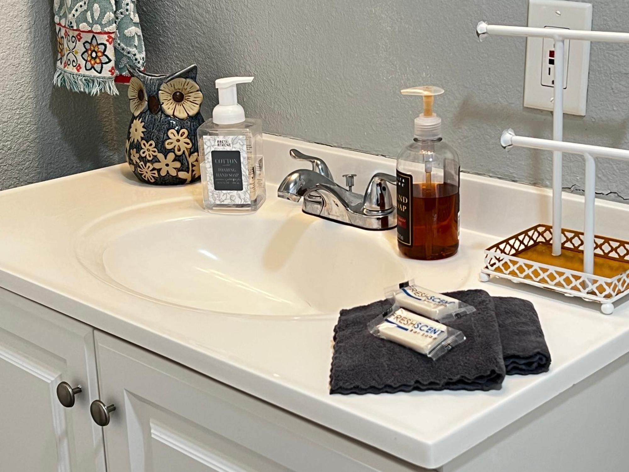 Boho Bliss- Cozy Private 2 Miles From Alamodome! * San Antonio