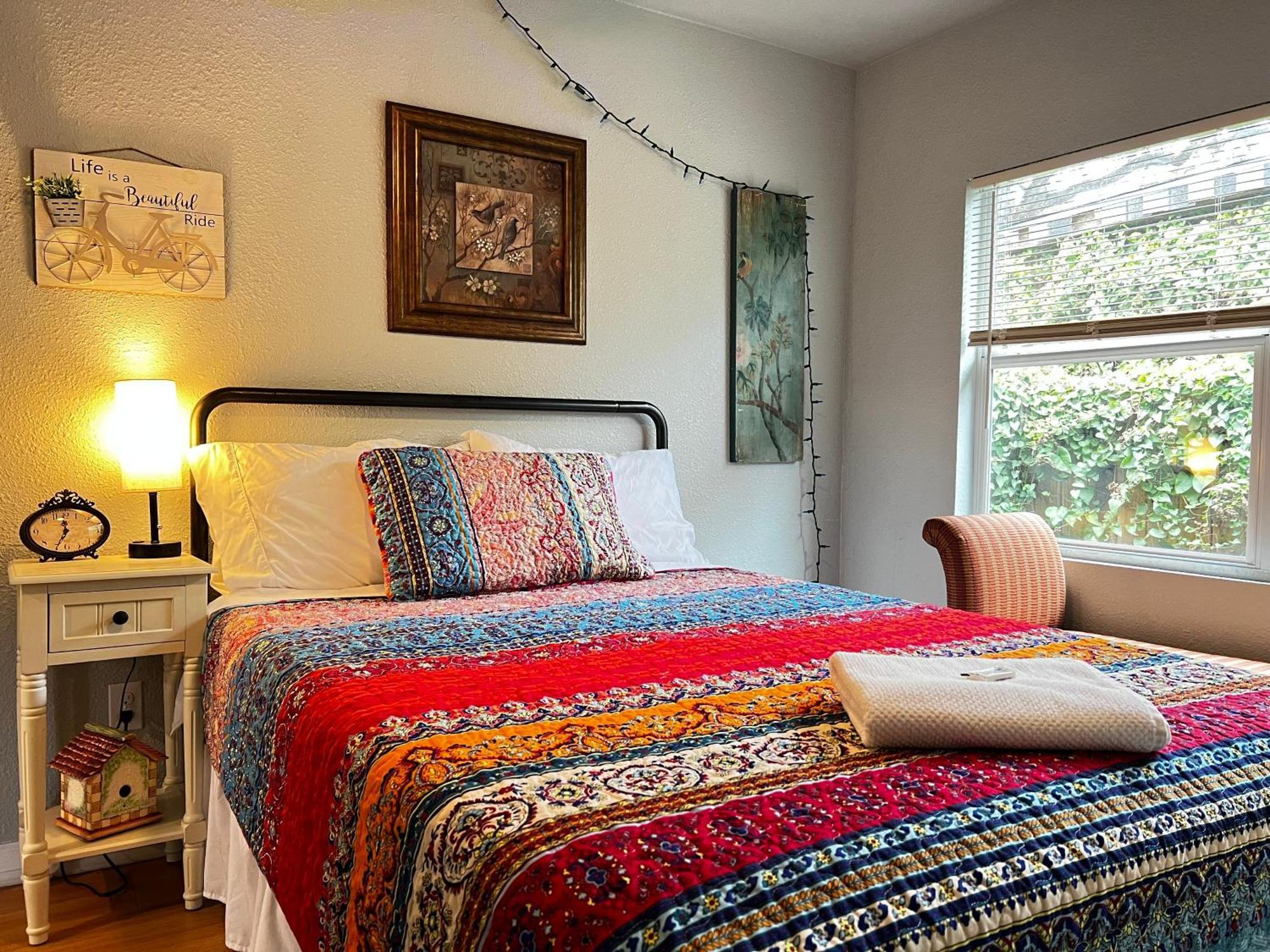 Séjour chez l'habitant Boho Bliss- Cozy Private 2 Miles From Alamodome! San Antonio