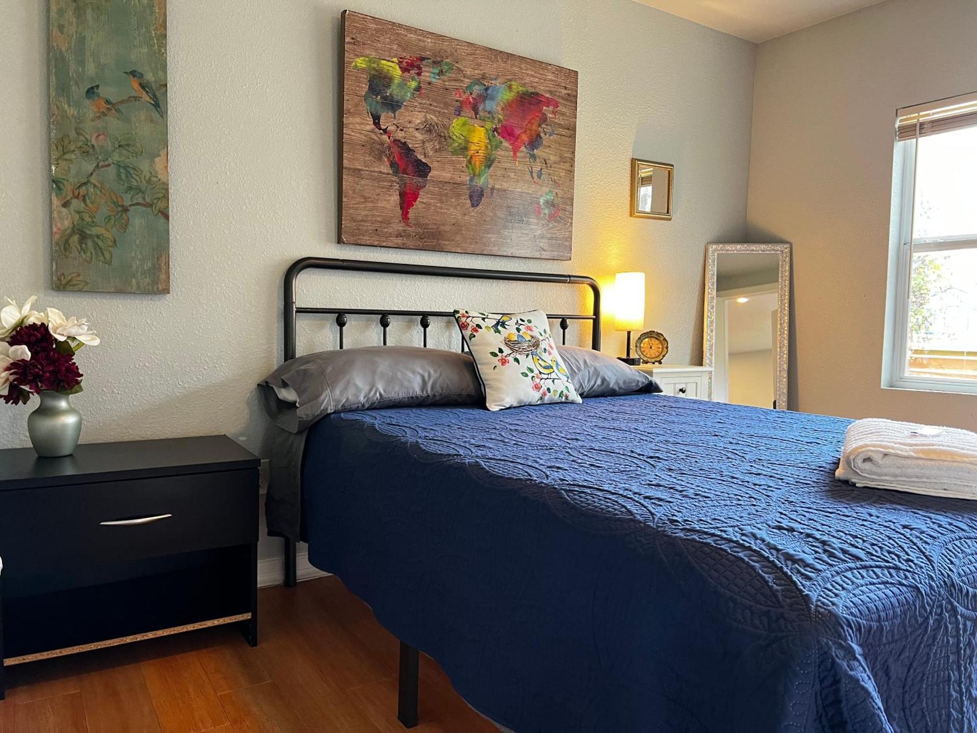 Boho Bliss- Cozy Private 2 Miles From Alamodome! Séjour chez l'habitant San Antonio